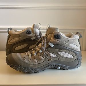 Merrill Chameleon Arc Mid Ventilator Tan